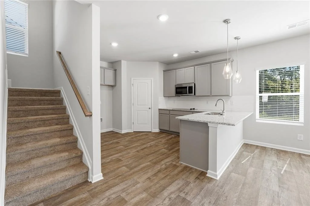 Photo of 398 RIVER WALK FARM Parkway