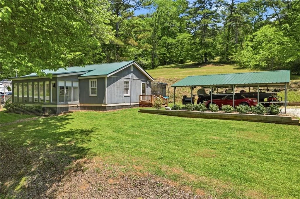 Photo of 1709 Harrington Road