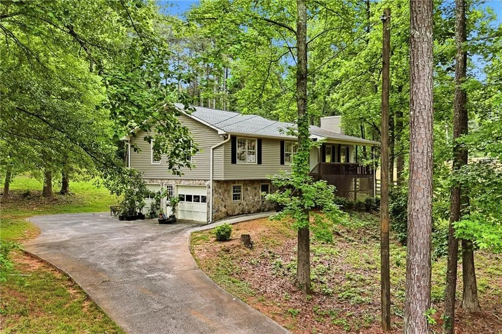 Photo of 332 Pine Acres Drive