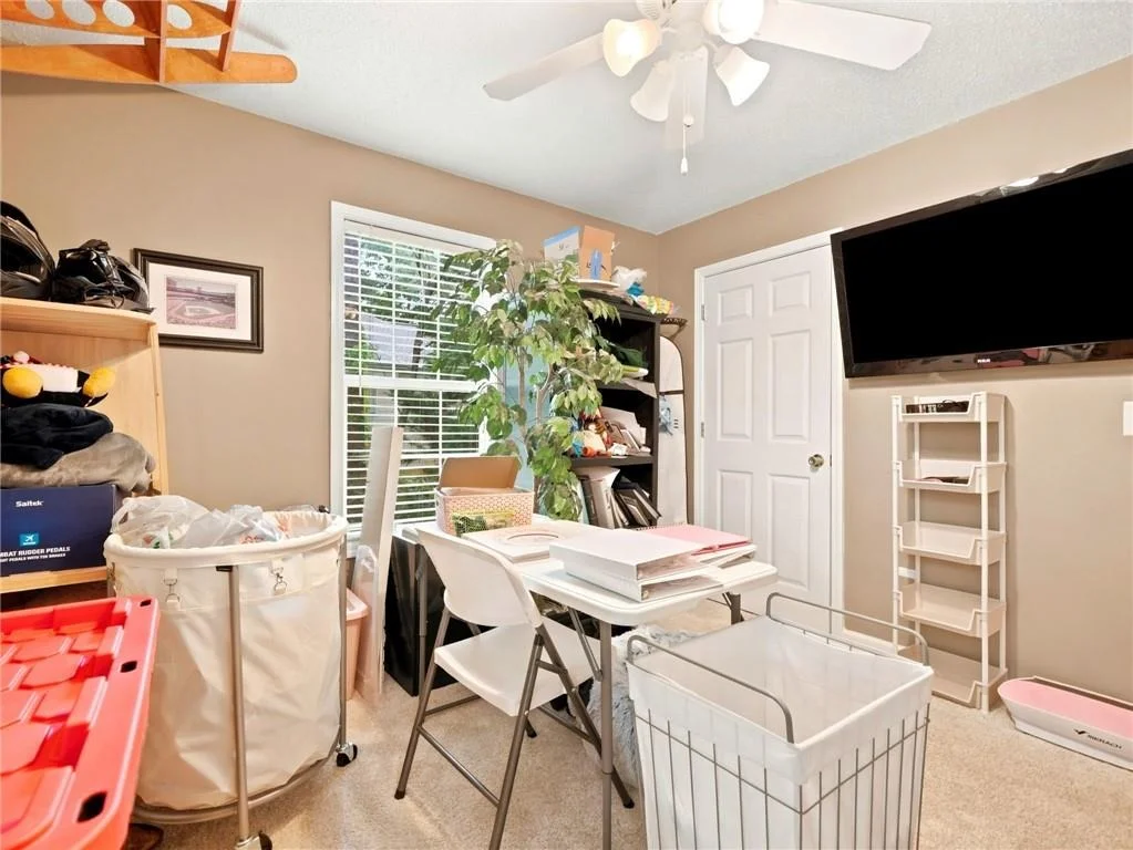 Photo of 460 Kerry Drive