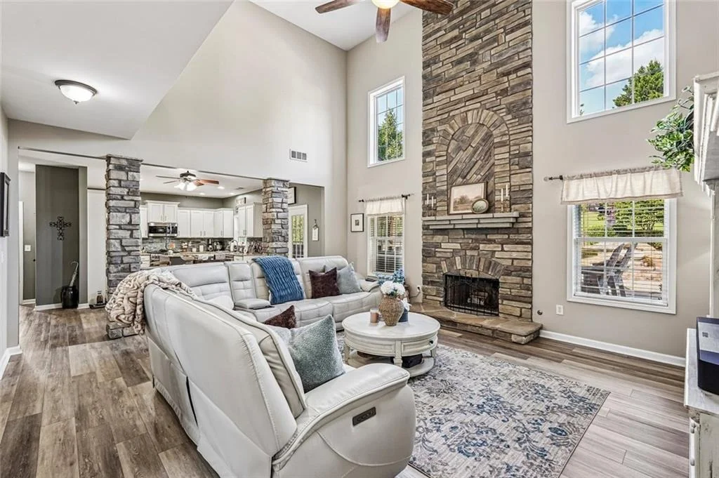 Photo of 337 Meadowcrest Circle