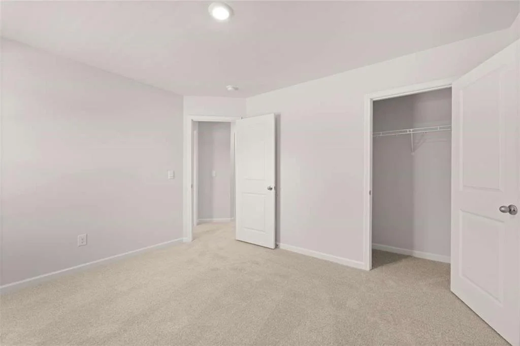 Photo of 302 Friendship Oak Way