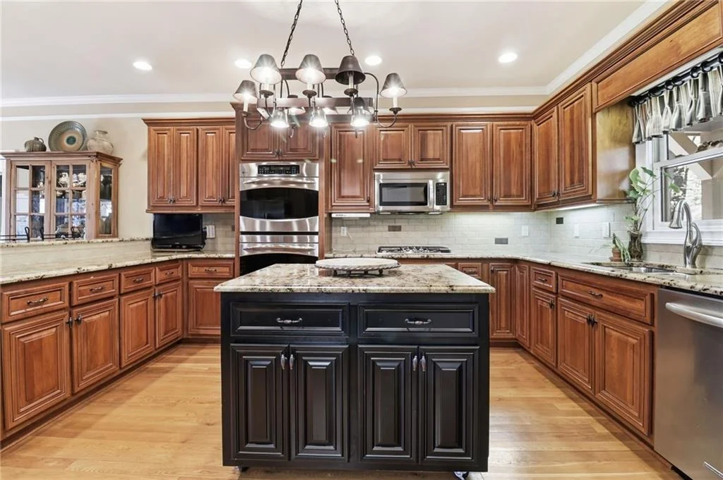 Photo of 1692 Ridgeview Drive