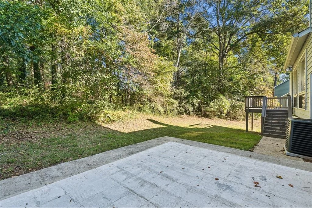Photo of 587 Farmbrook Trail NE