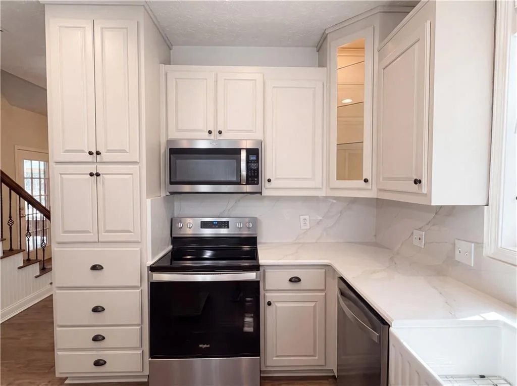 Photo of 346 Carnation Drive