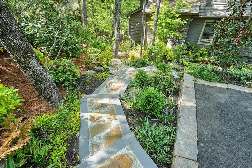 Photo of 230 Chestnut Rise Trail
