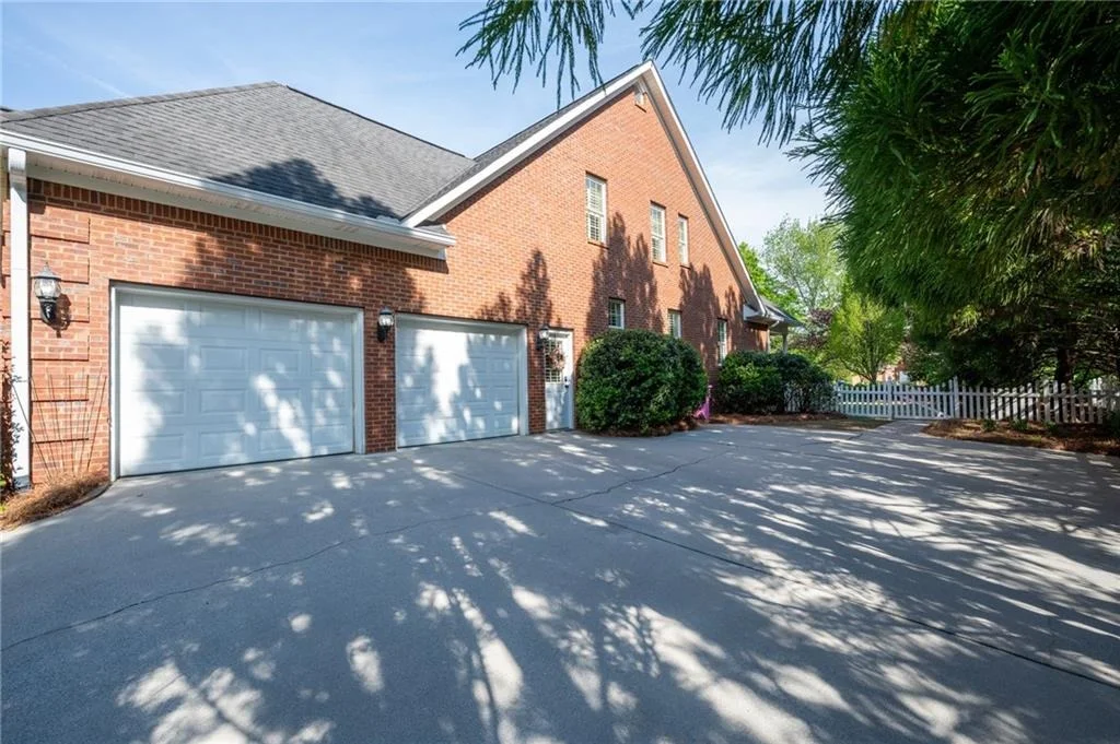 Photo of 203 Laurel Creek Road SE
