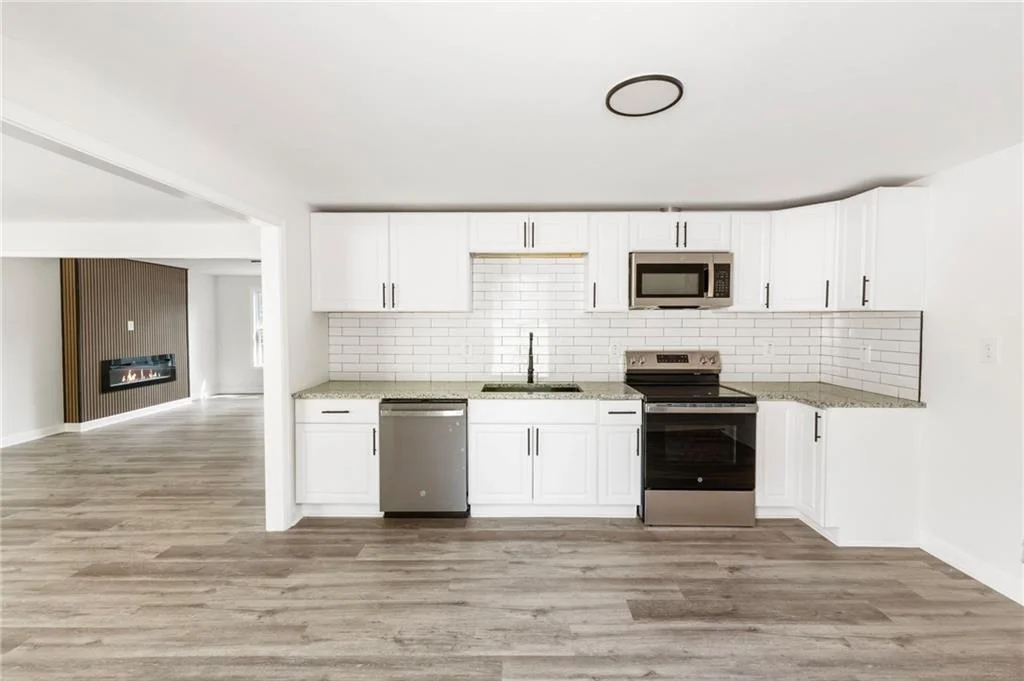 Photo of 8859 Thomas Road