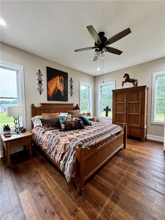 Photo of 250 Hook Road NE