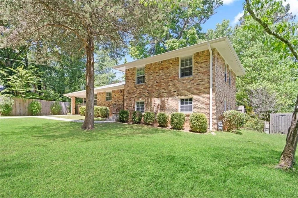 Photo of 3724 Gloucester Drive