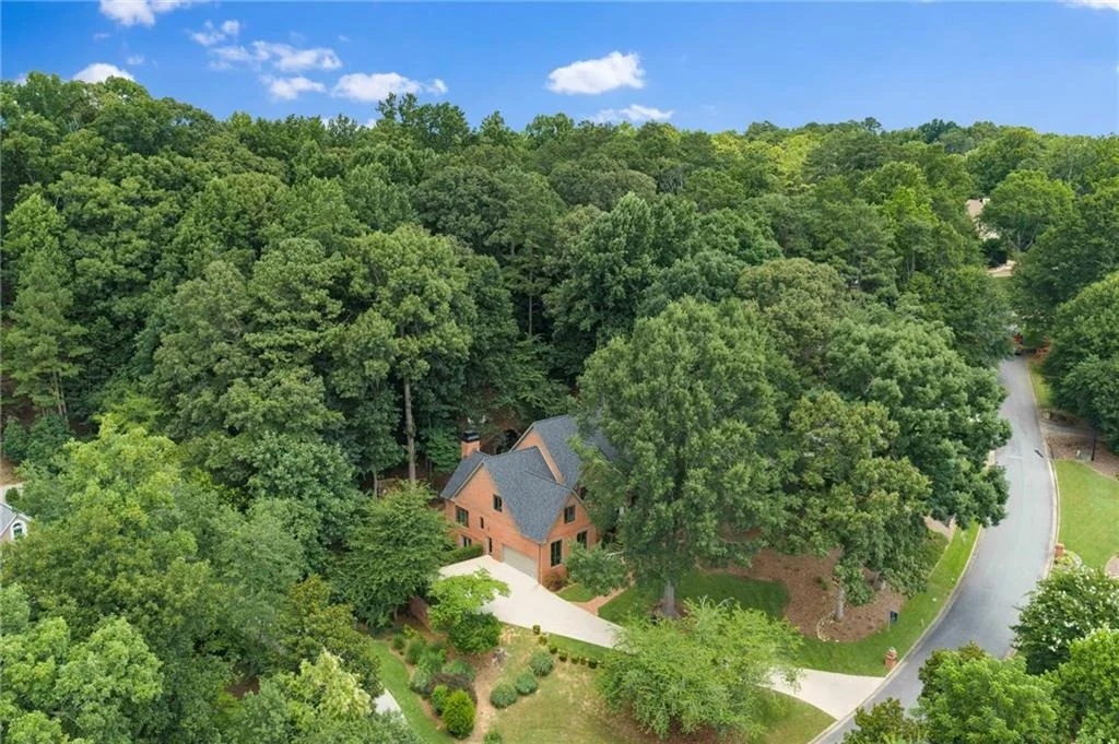 Photo of 2150 River Cliff Drive