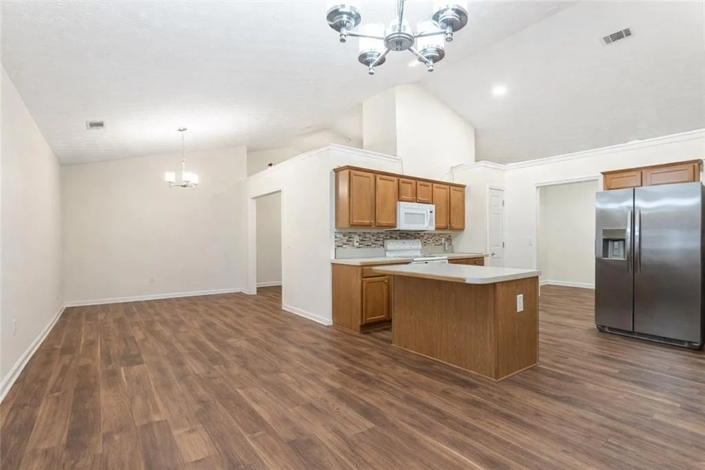 Photo of 402 Arbor Circle SW
