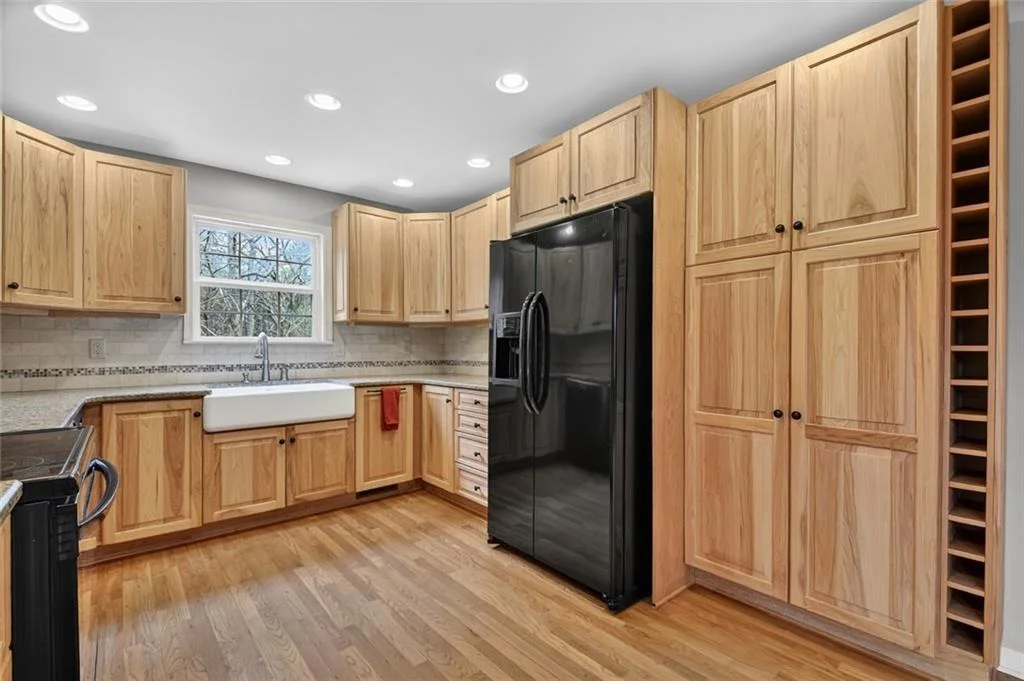 Photo of 144 Emerald Cove