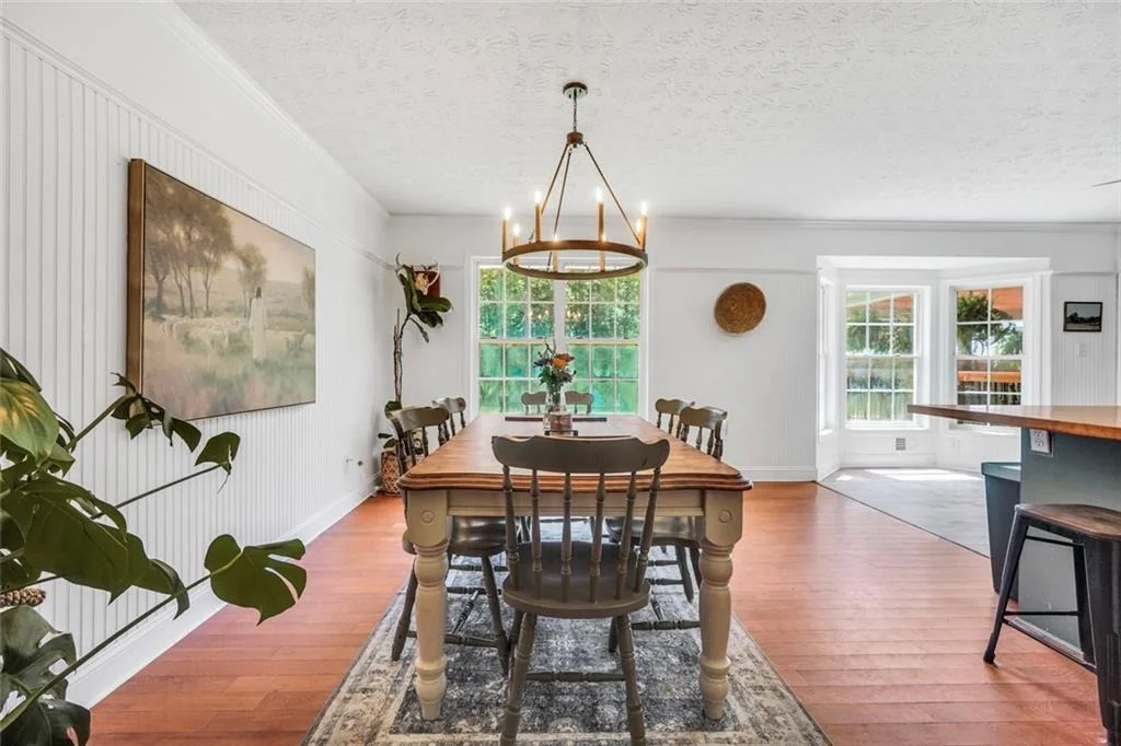 Photo of 2182 Leguin Mill Road