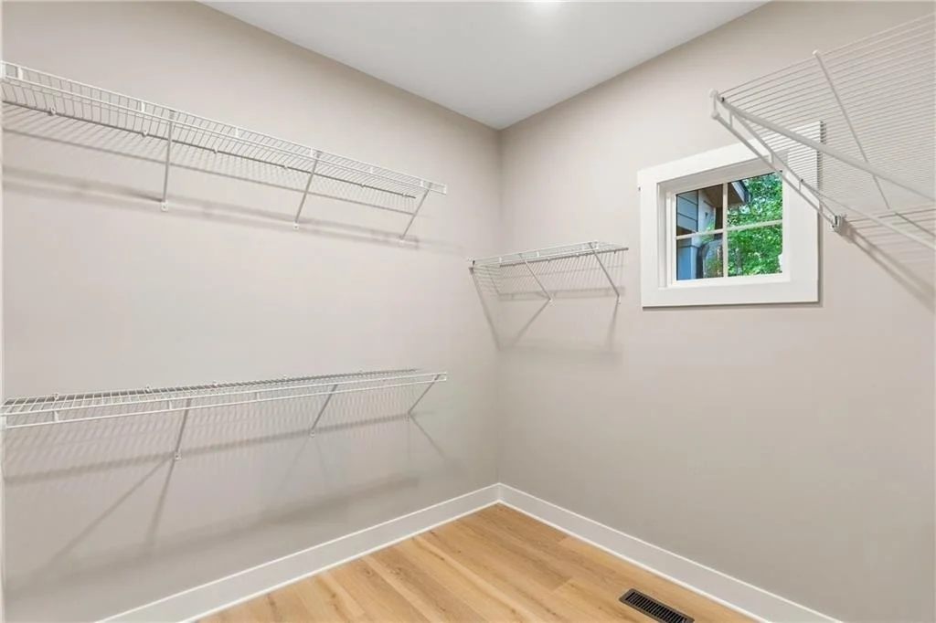 Photo of 595 Wake Robin Drive
