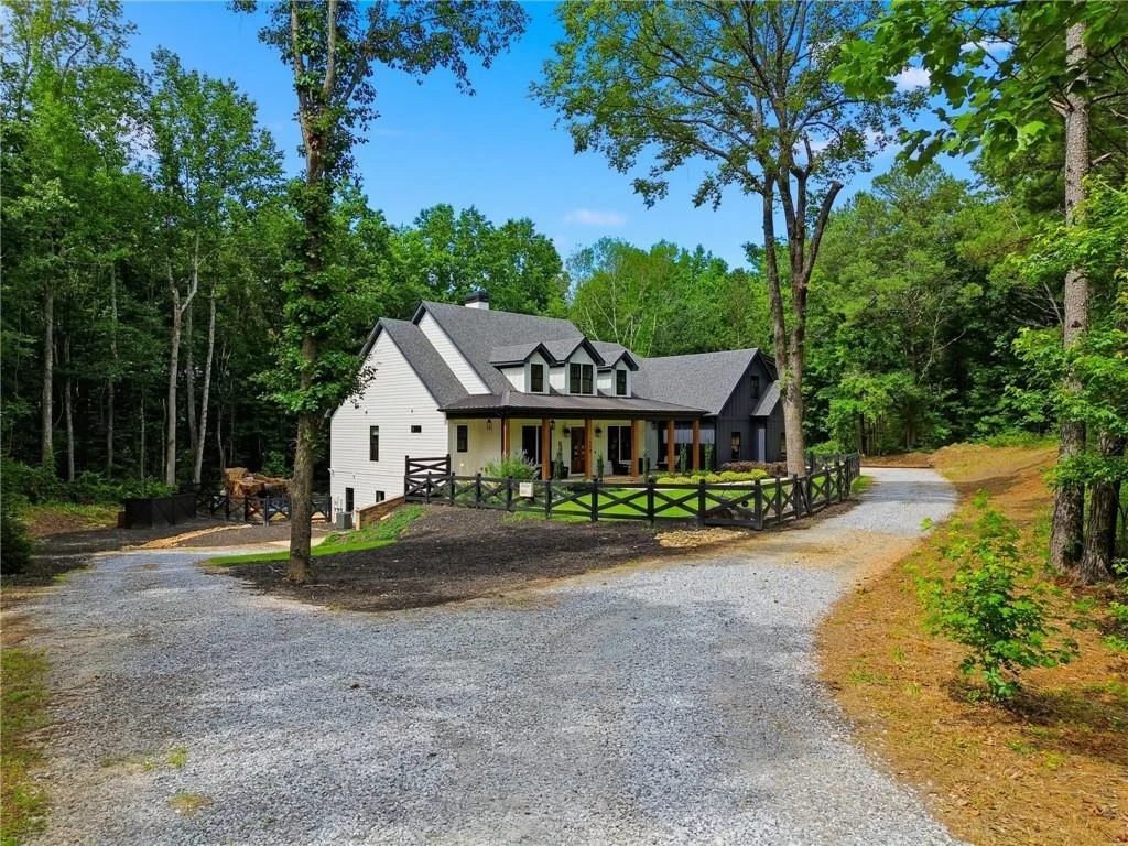 Photo of 650 Avery Road