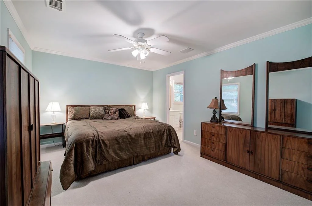 Photo of 312 Lake View Trace
