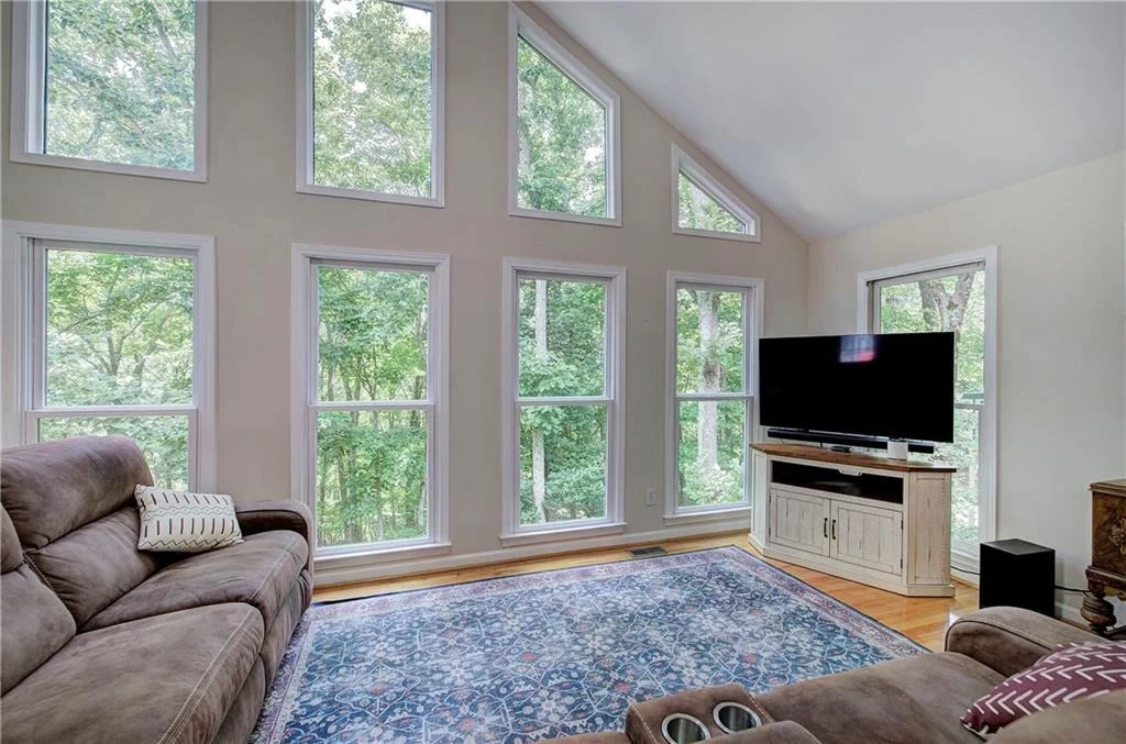 Photo of 376 Alpine Drive