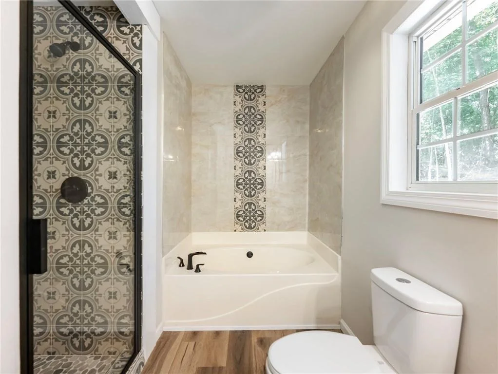 Photo of 3930 Pine Tree Lane
