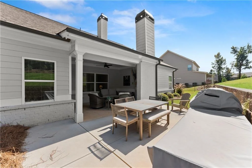 Photo of 5700 Meadow View Drive
