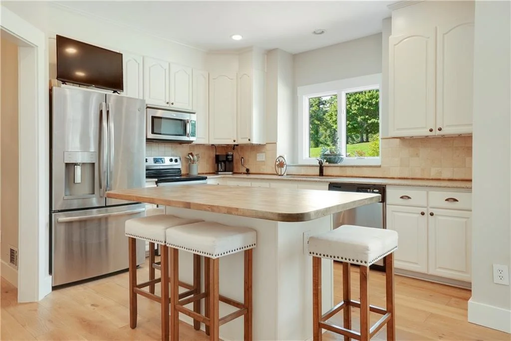 Photo of 501 Granny Smith Circle