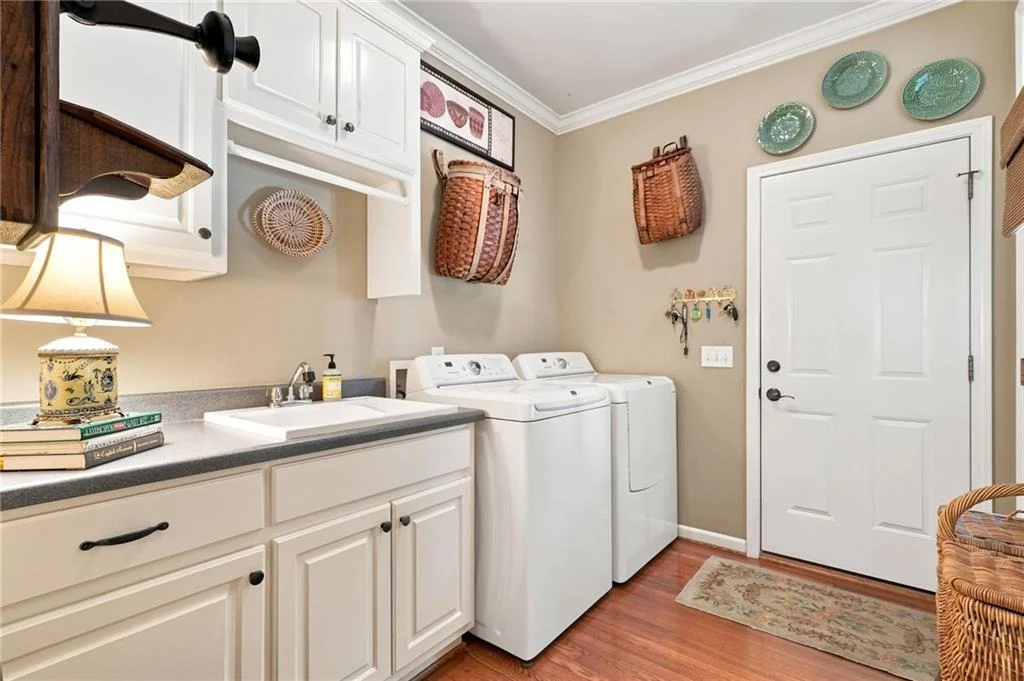 Photo of 712 Wedgewood Drive