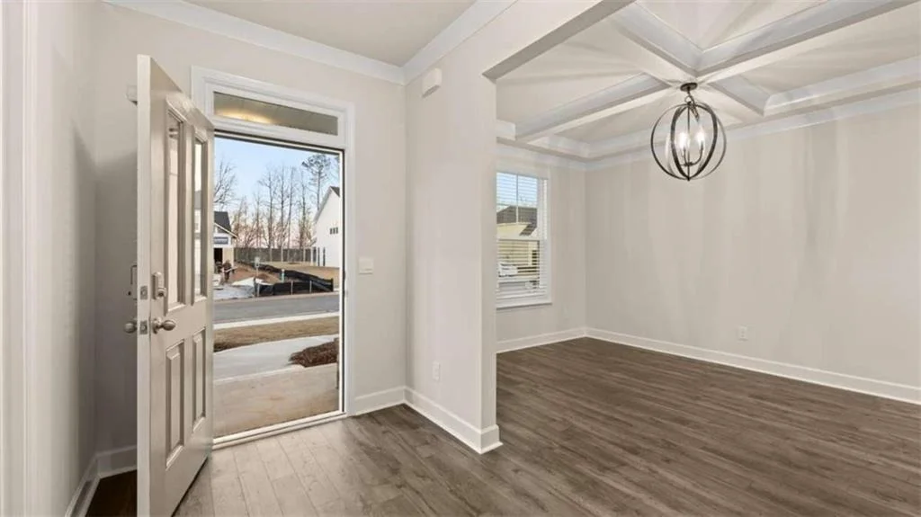 Photo of 490 Beachview Road