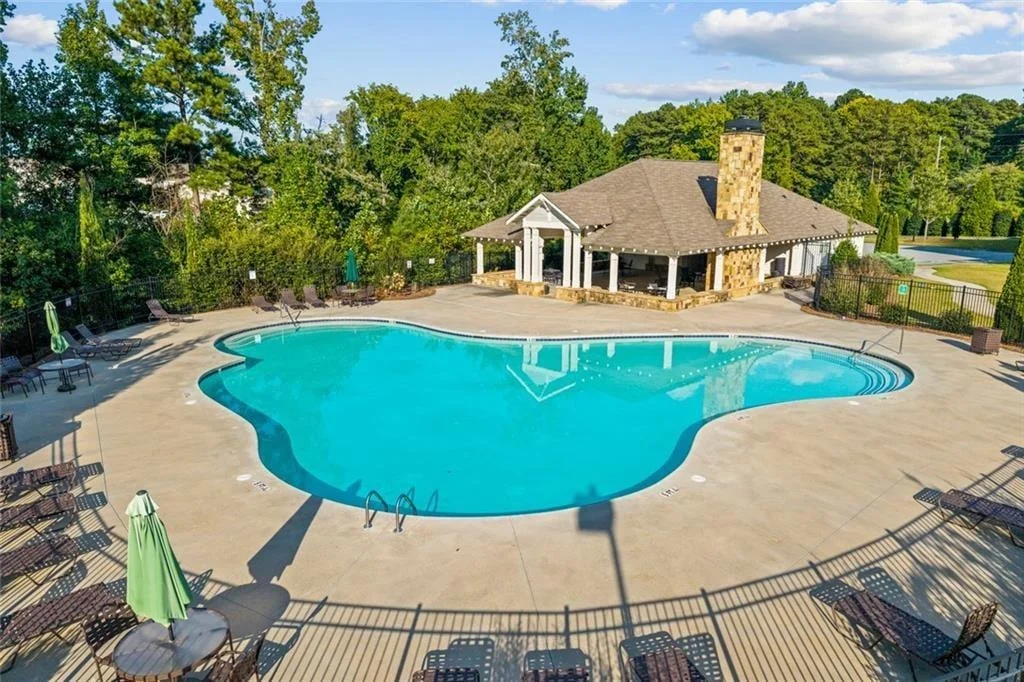 Photo of 327 Round Pond Drive