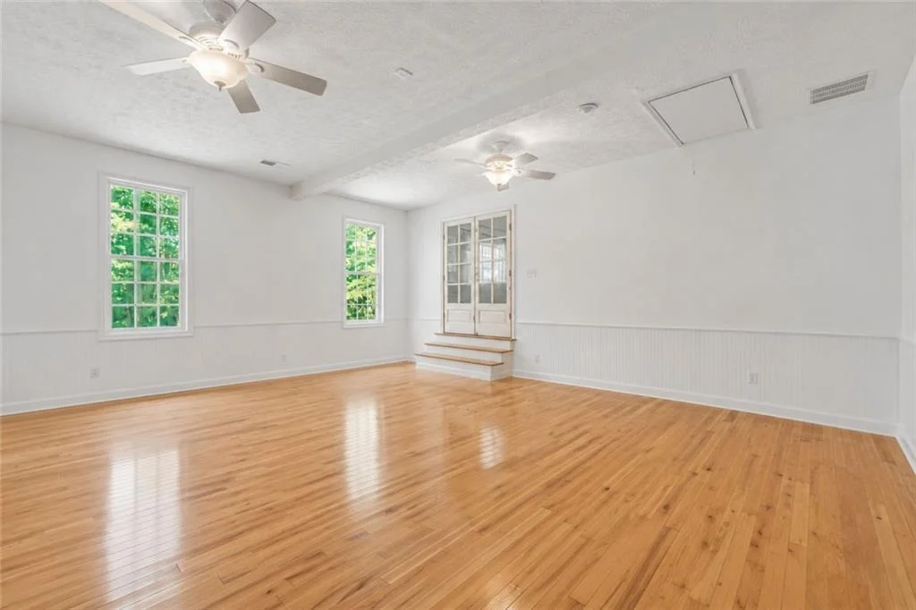 Photo of 2182 Leguin Mill Road