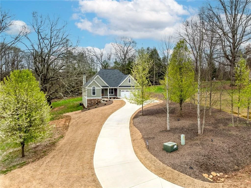 Photo of 49 Caspian Trail