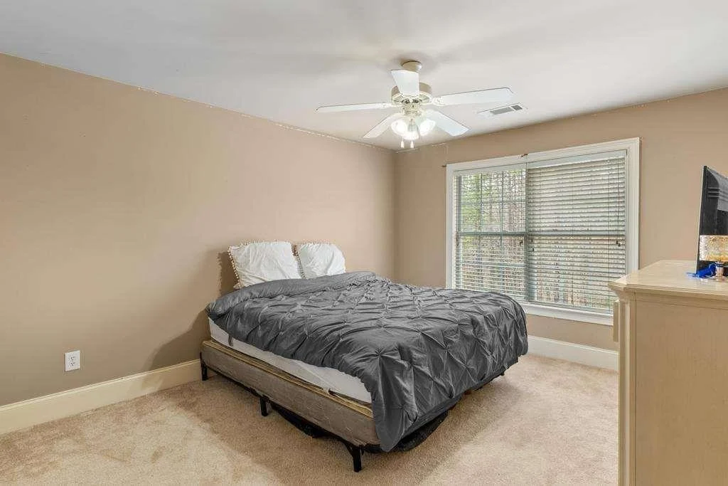 Photo of 1202 Persimmon Way
