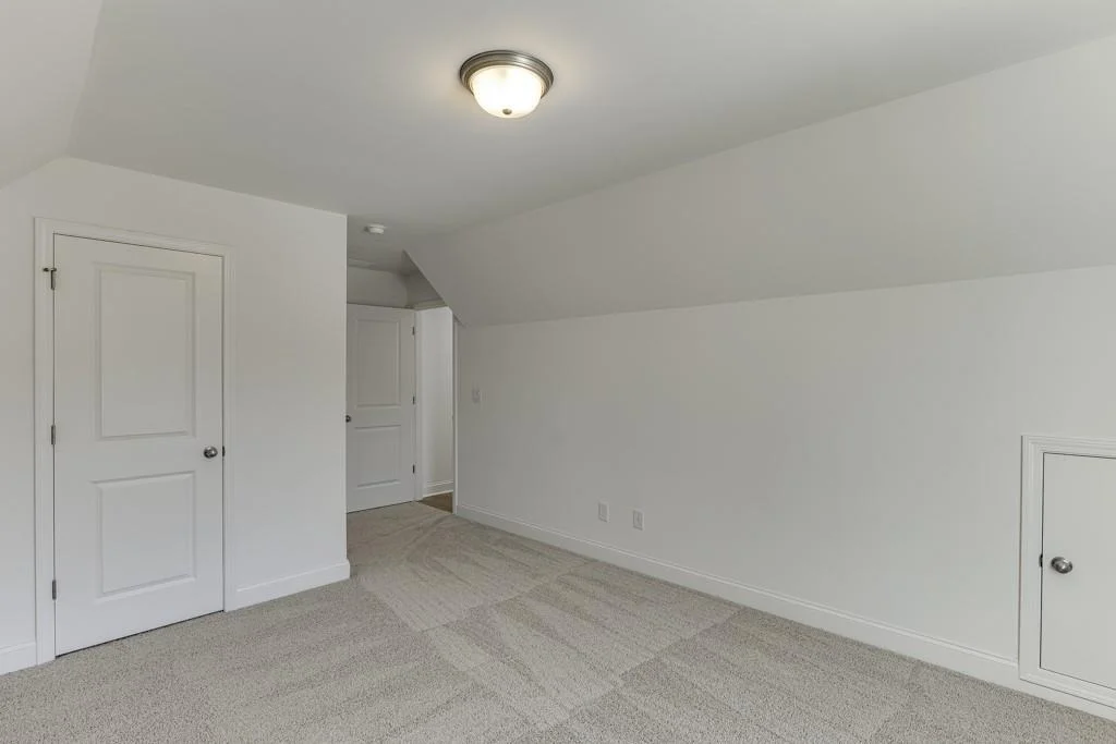 Photo of 979 Lakeview