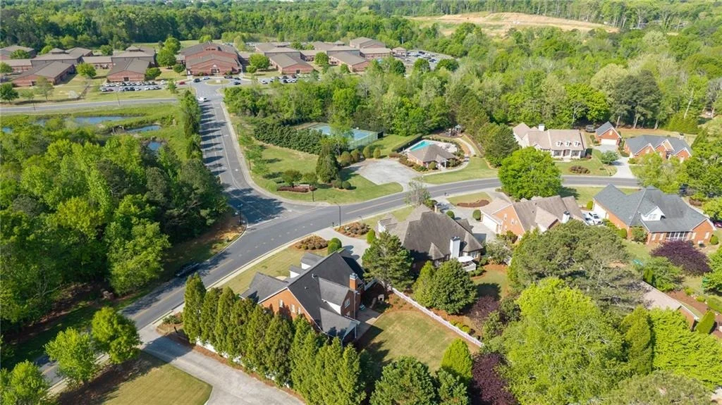 Photo of 203 Laurel Creek Road SE