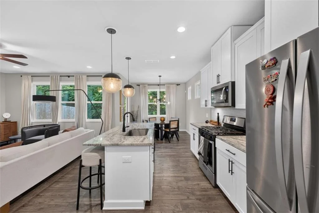 Photo of 2111 Westside Drive