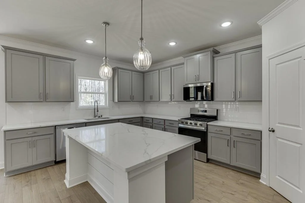 Photo of 979 Lakeview