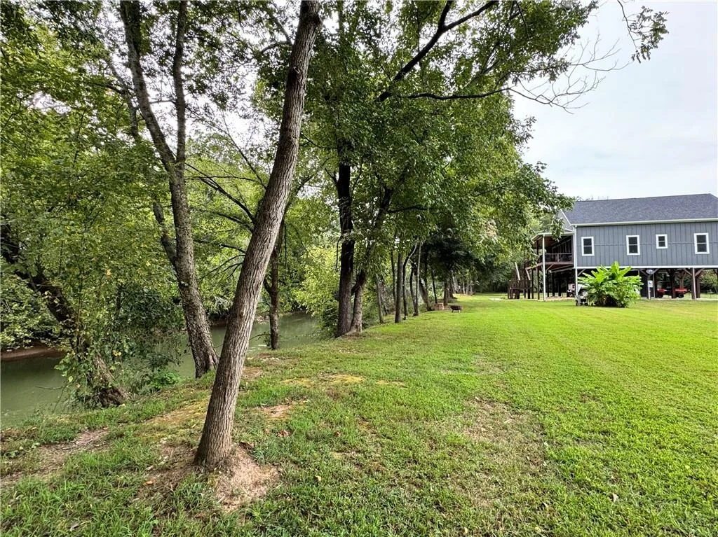 Photo of 250 Hook Road NE