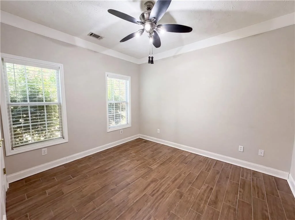 Photo of 346 Carnation Drive