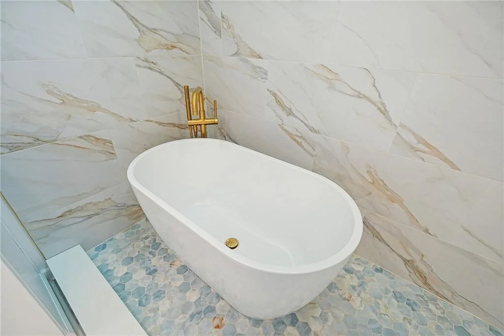 Photo of 230 Chestnut Rise Trail