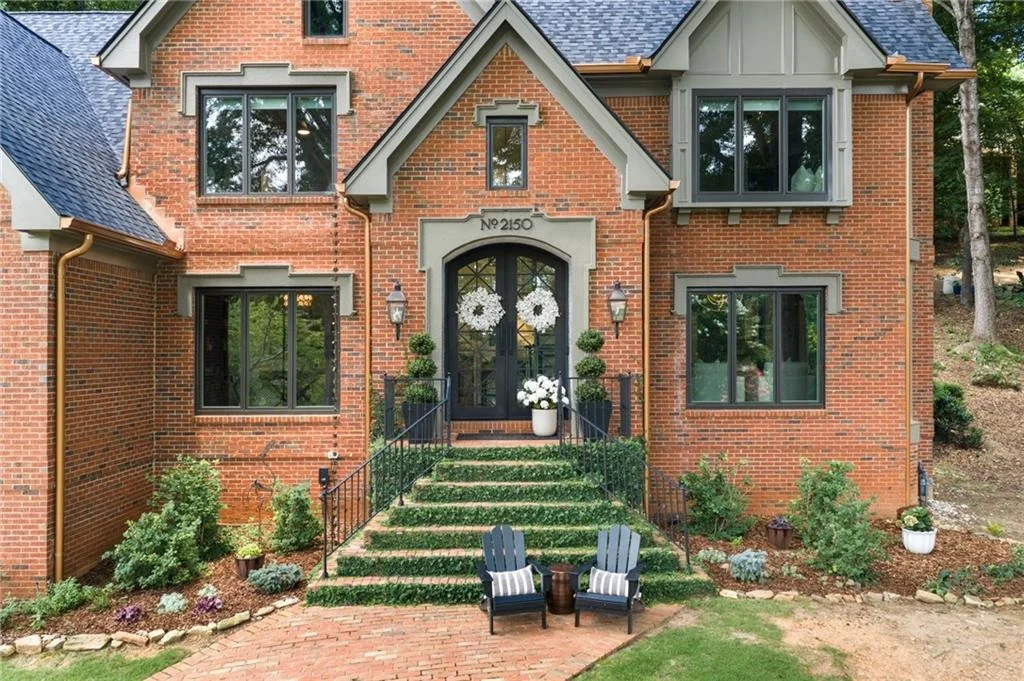 Photo of 2150 River Cliff Drive
