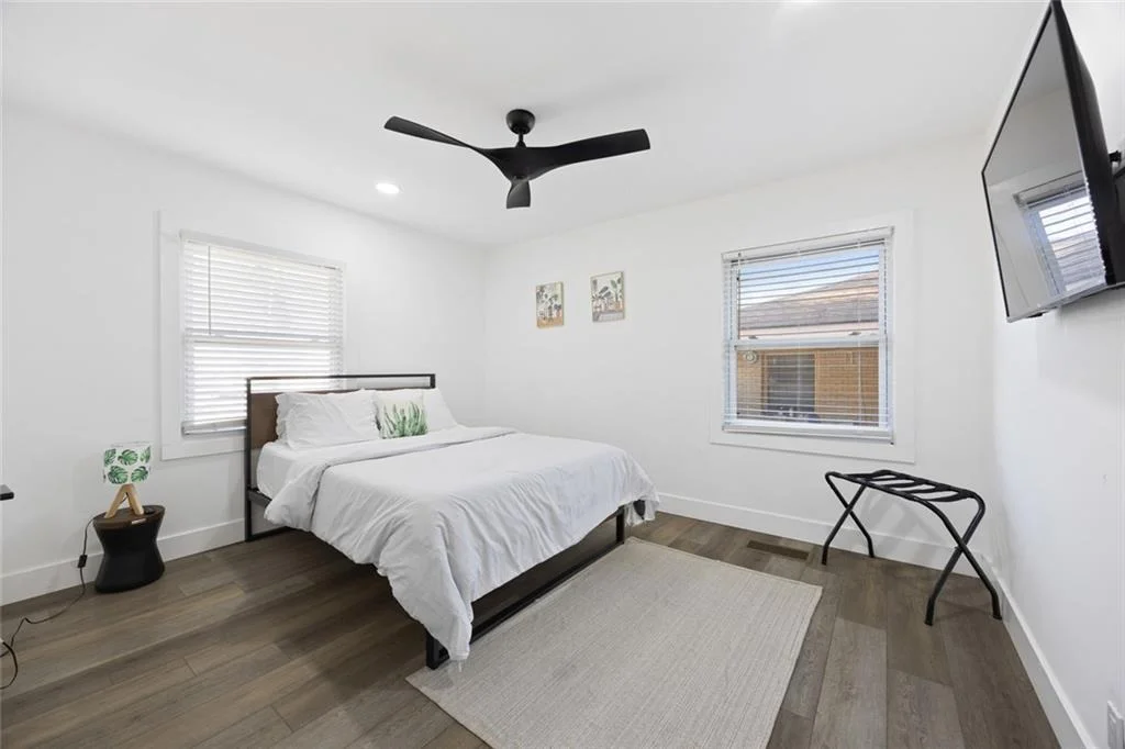 Photo of 2851 Long Way