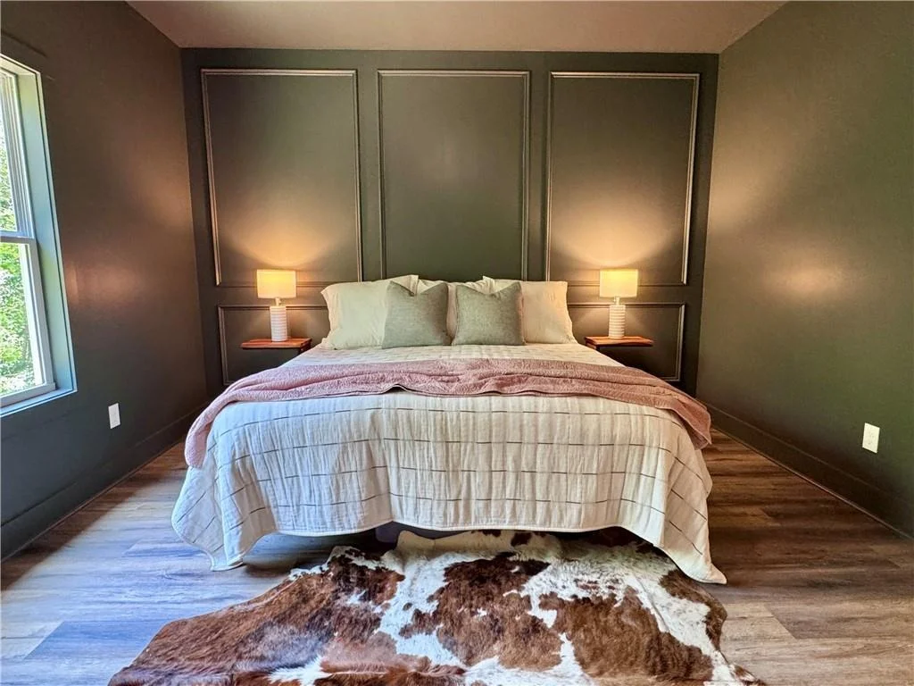 Photo of 327 Crest Pointe S
