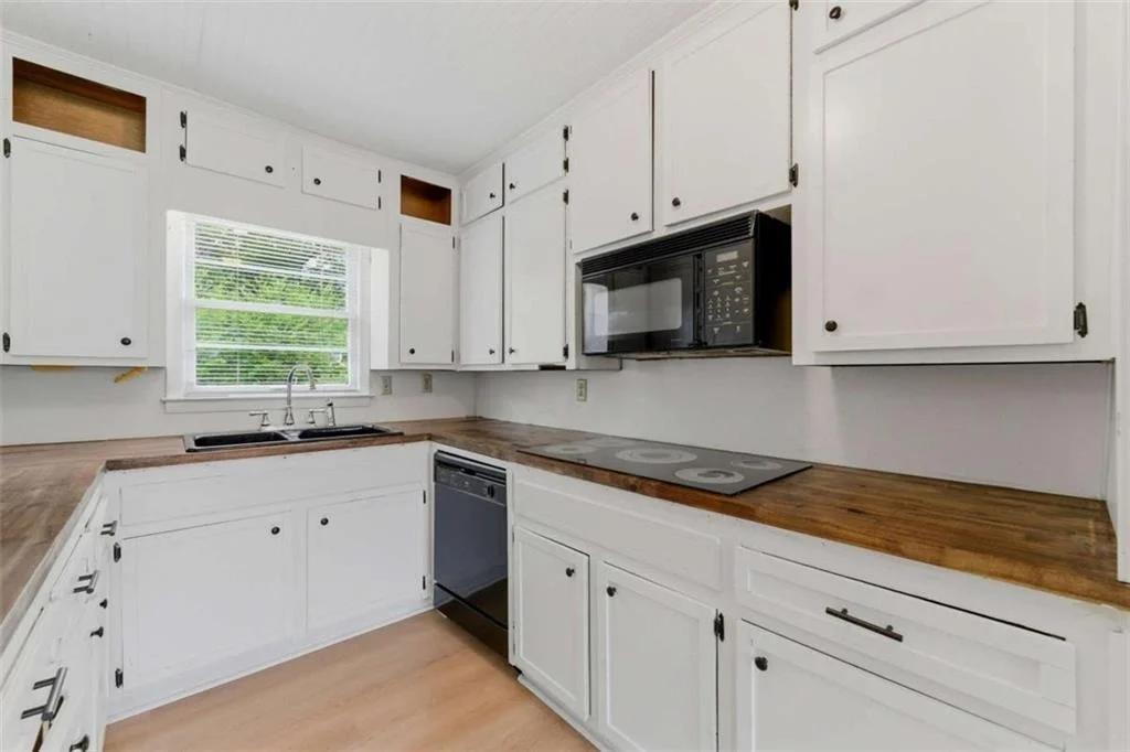 Photo of 4078 Floyd Road