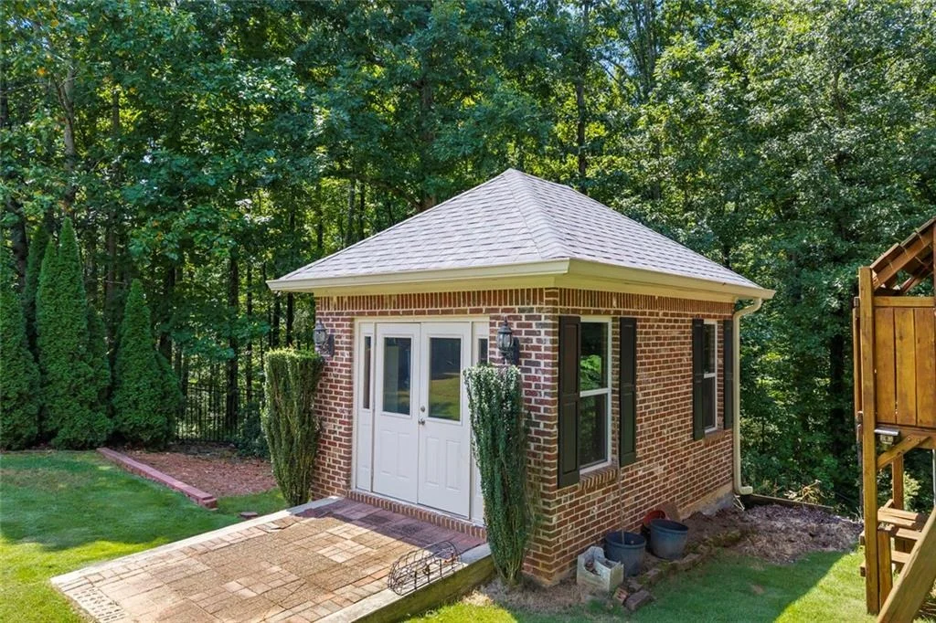 Photo of 5548 Ridgemoor Drive