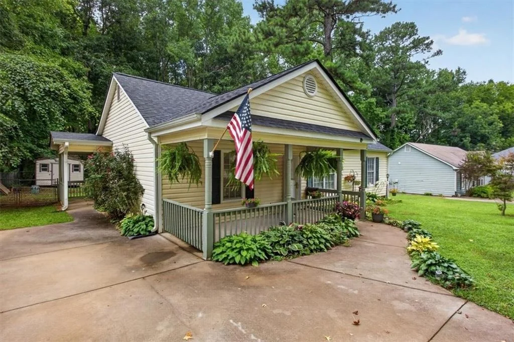 Photo of 129 Whispering Pine Lane NE