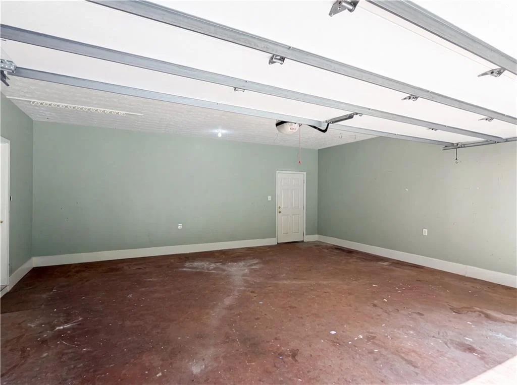 Photo of 346 Carnation Drive