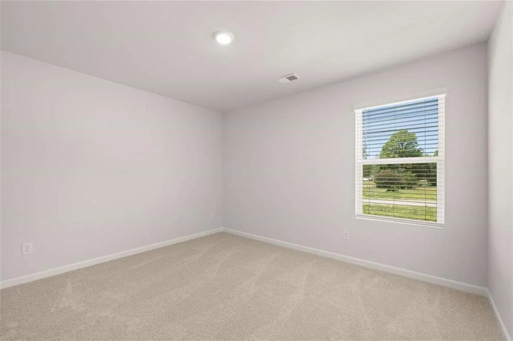 Photo of 302 Friendship Oak Way