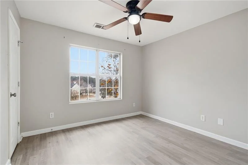 Photo of 3301 Pine Grove Circle SE