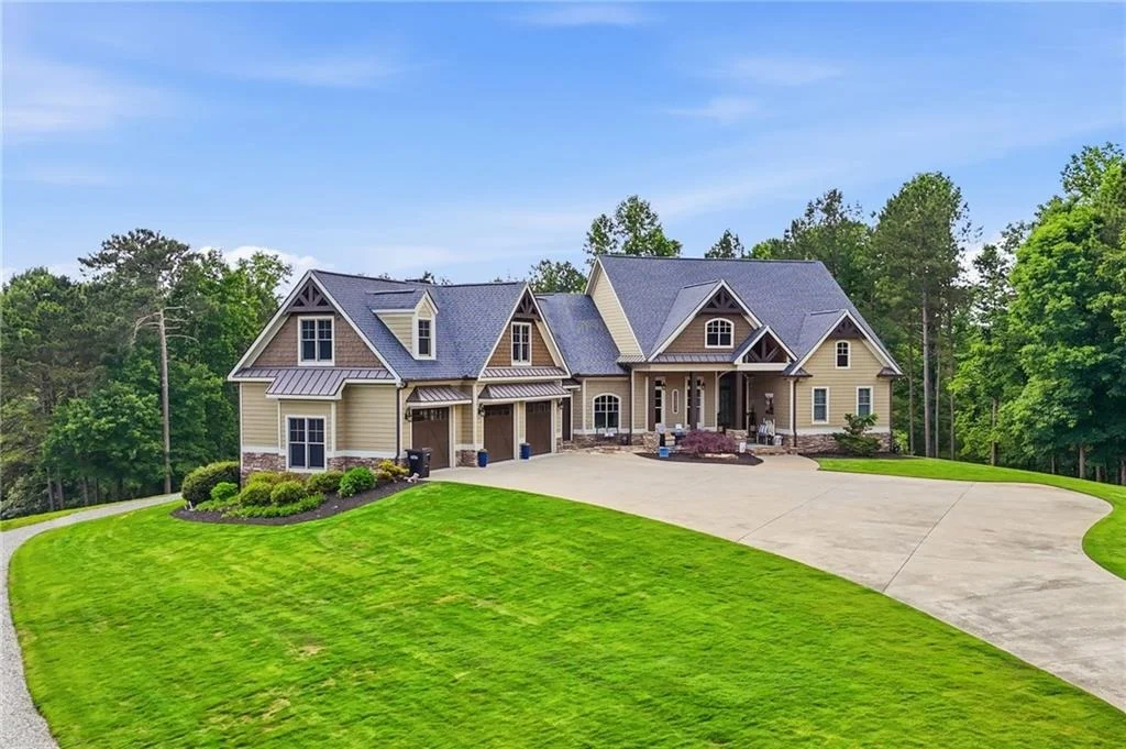 Photo of 457 Arlington Way