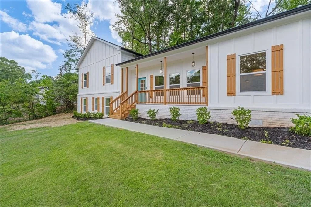 Photo of 6885 Silver Maple Trail