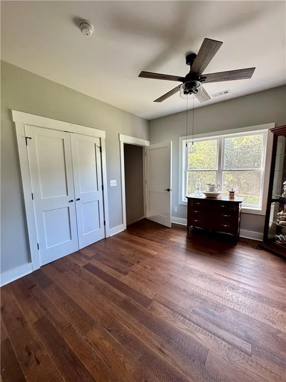 Photo of 250 Hook Road NE